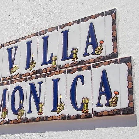 Monica Willa